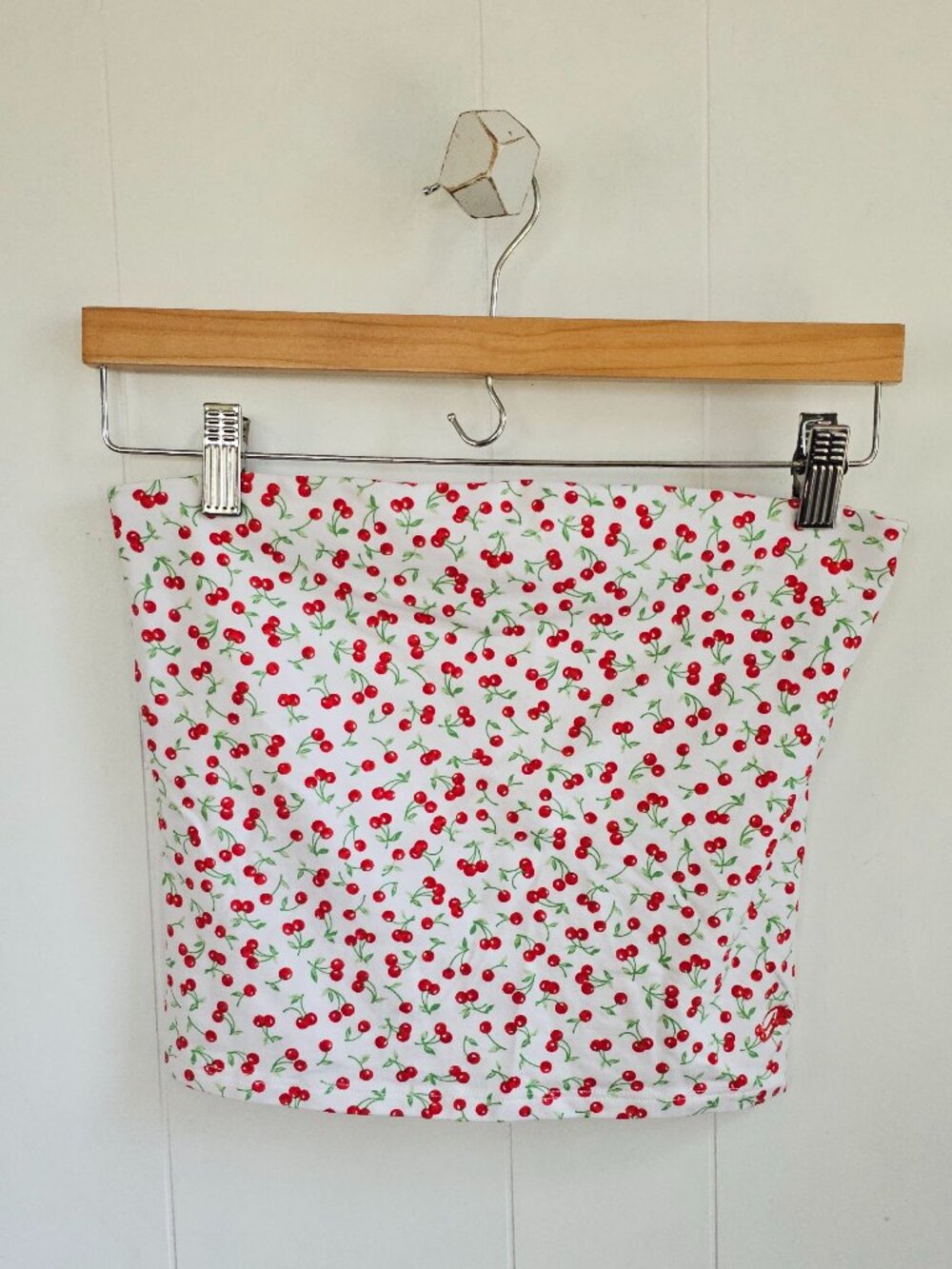 PINK VS Cherry Print Tube Top